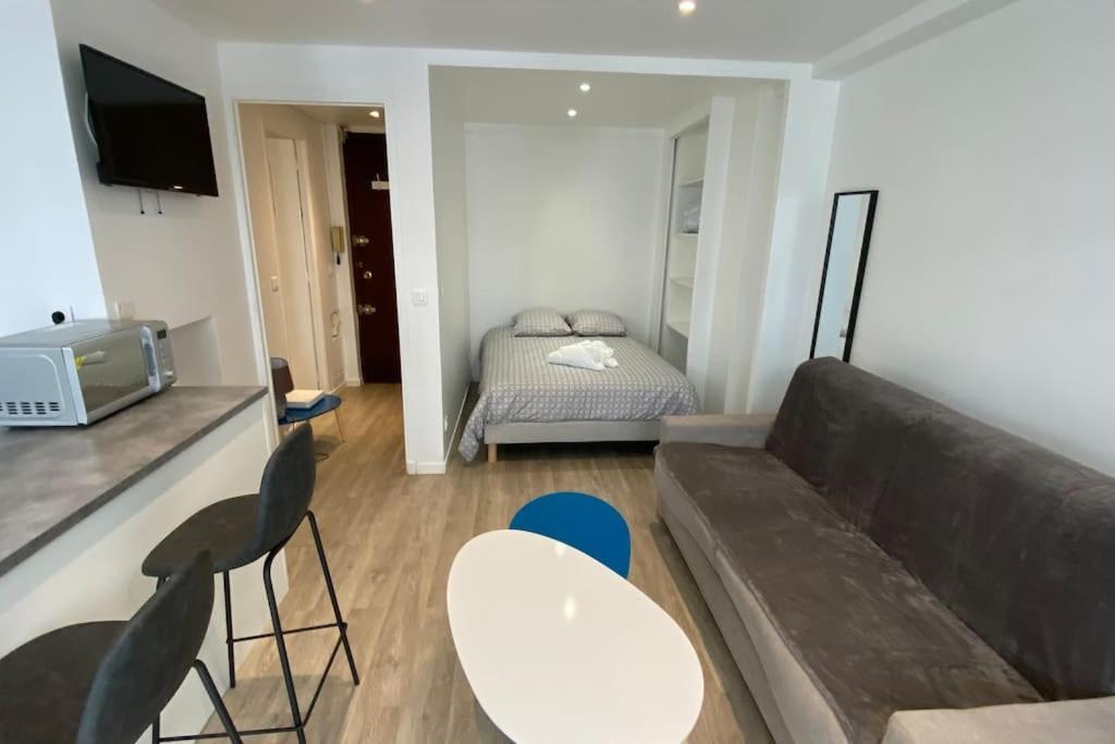 Superbe Avec Terrasse Centre-ville Et A 5 Min Appartement Cannes